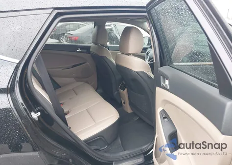 2020 Hyundai Tucson Ultimate z USA, uszkodzony, nr VIN KM8J3CAL2LU242514